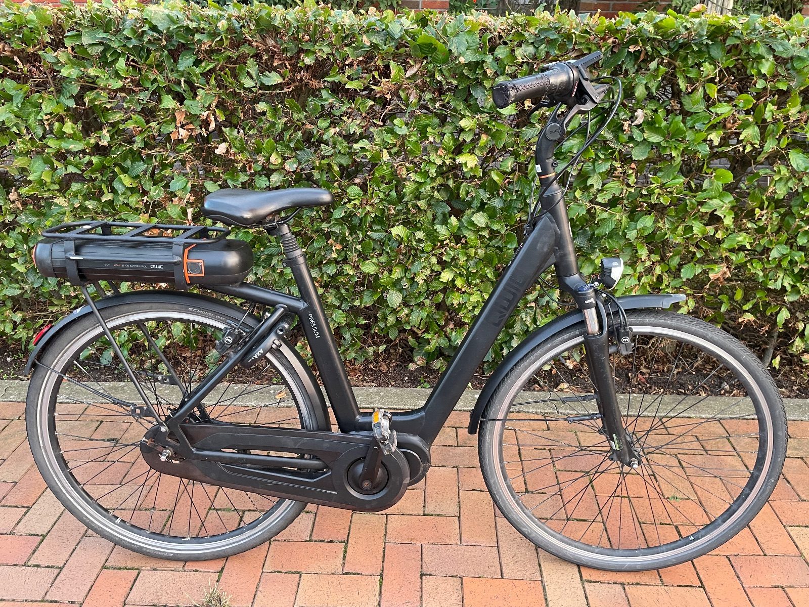 Qwic Black Edition MN7 uit 2020, tweedehands elektrische fiets, kleur zwart