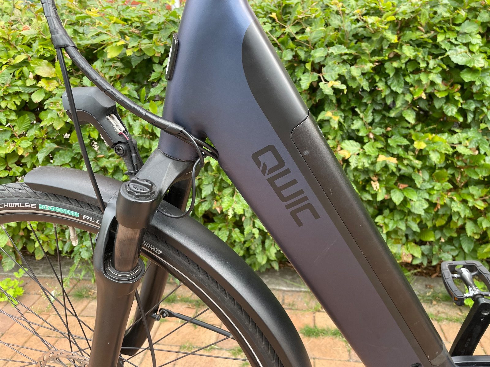 Qwic Premium MN7+ Blauw