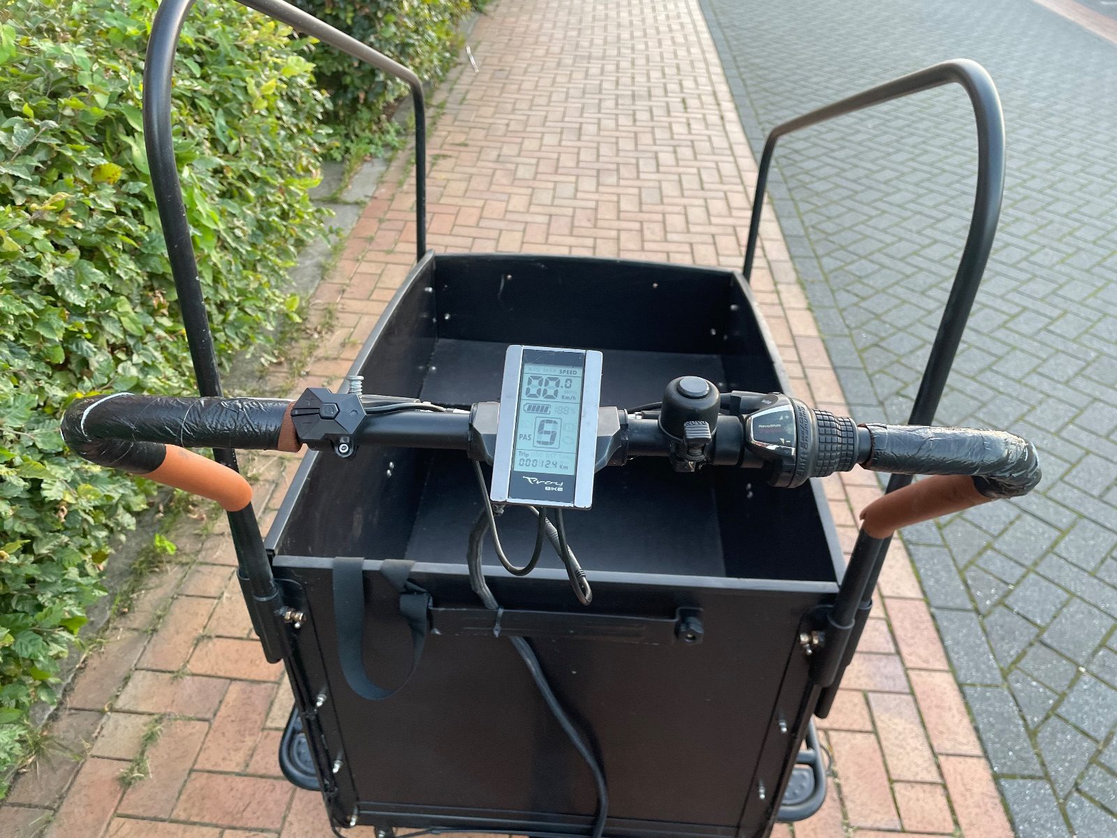 Troy Bakfiets special ebike